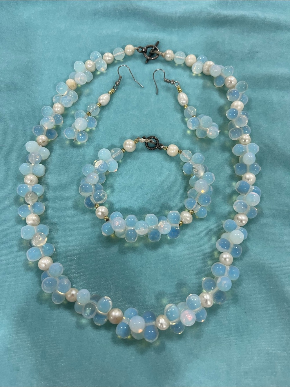 Opalescent Blue Beaded Necklace, Bracelet & Earring Set